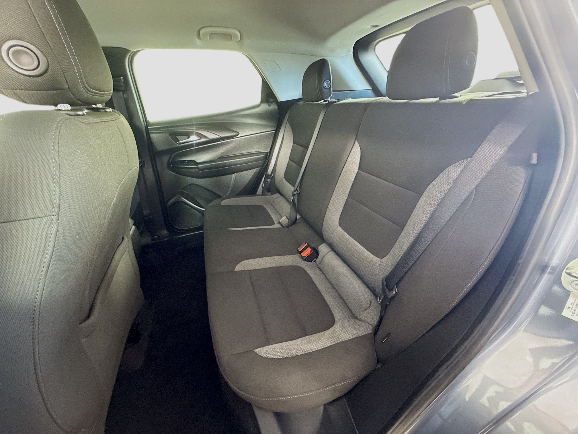 Used 2021 Chevrolet TrailBlazer LS FWD image 25