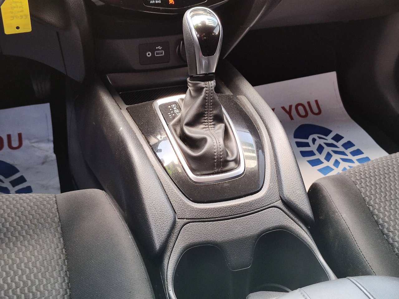 Used 2022 Nissan Rogue Sport S image 19