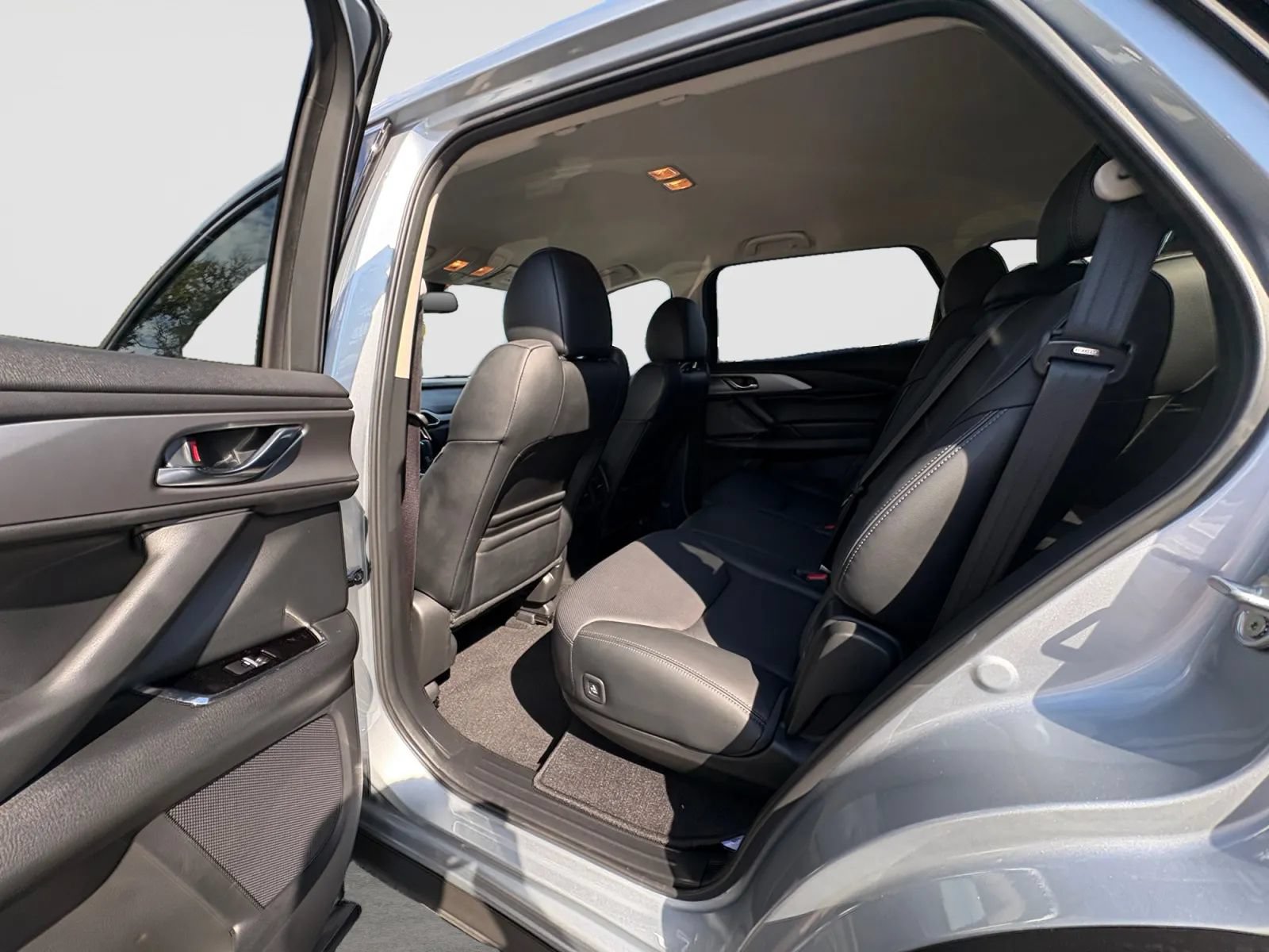 Used 2021 MAZDA CX-9 Touring AWD/4WD image 14
