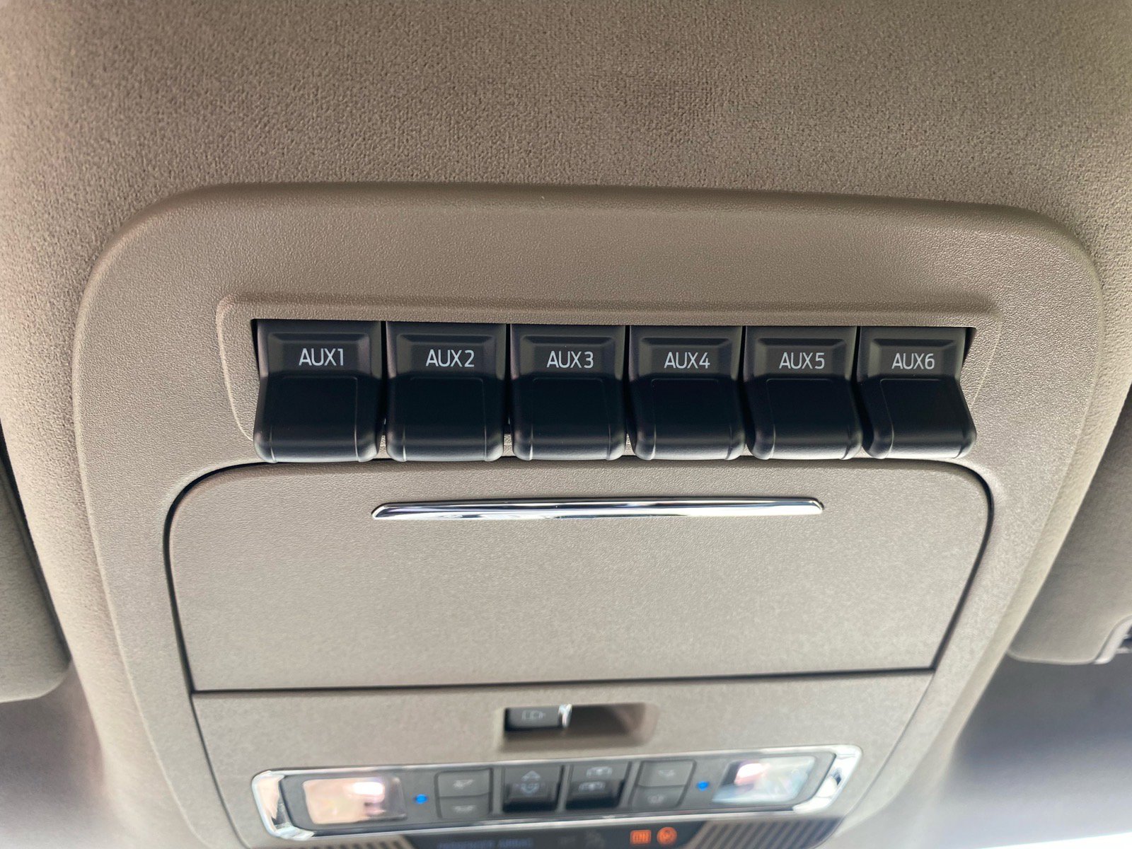 New 2026 Ford F250 Platinum w/ Platinum Plus Package image 31