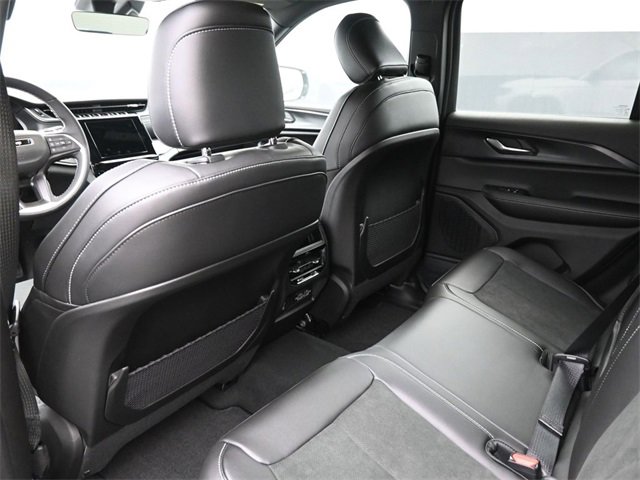 New 2025 Jeep Grand Cherokee Laredo image 17