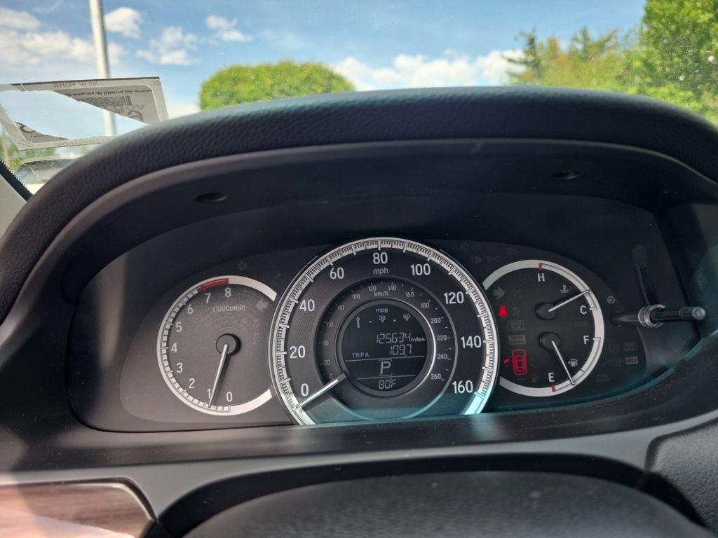 Used 2017 Honda Accord EX-L image 15