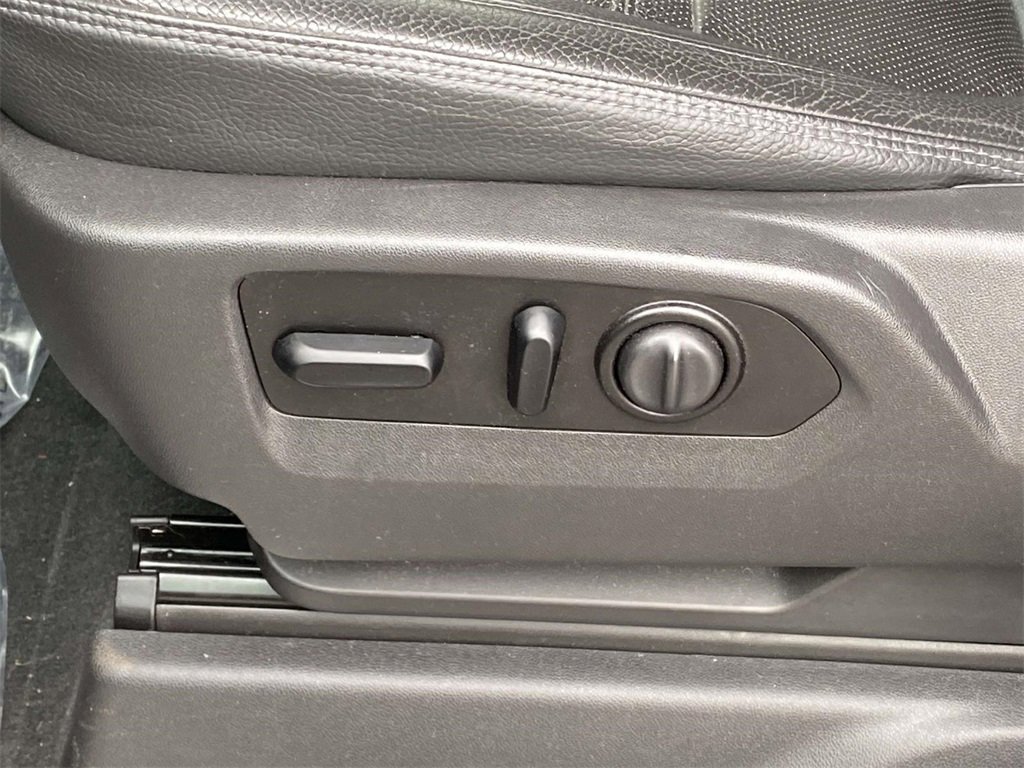 Used 2021 GMC Sierra 1500 Denali w/ Denali Ultimate Package image 14