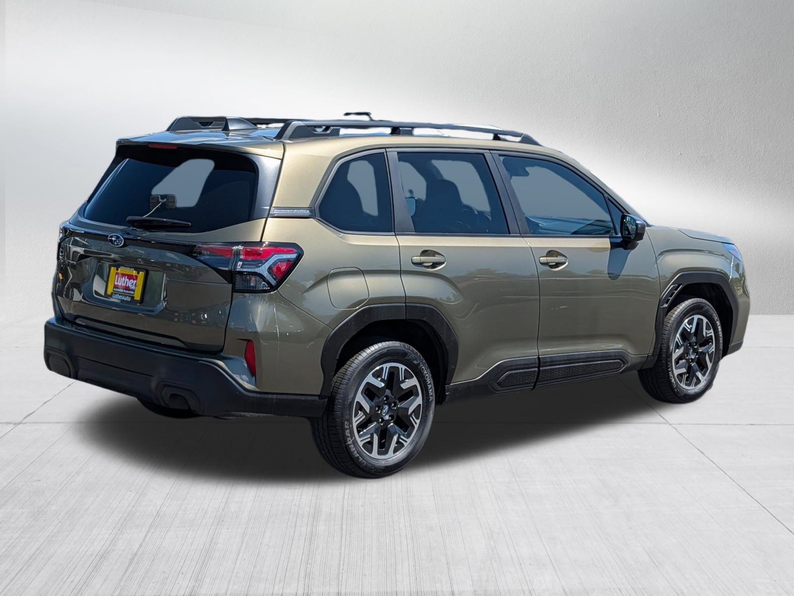Certified 2025 Subaru Forester Premium AWD/4WD image 7