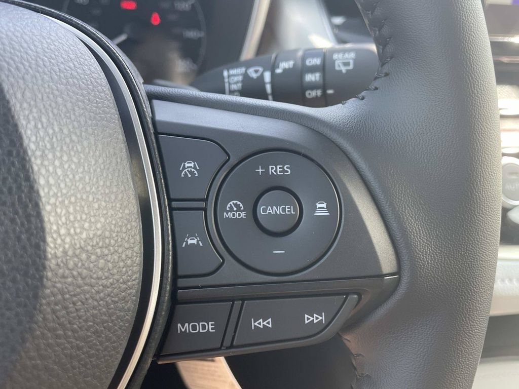 New 2026 Toyota Corolla SE FWD image 31