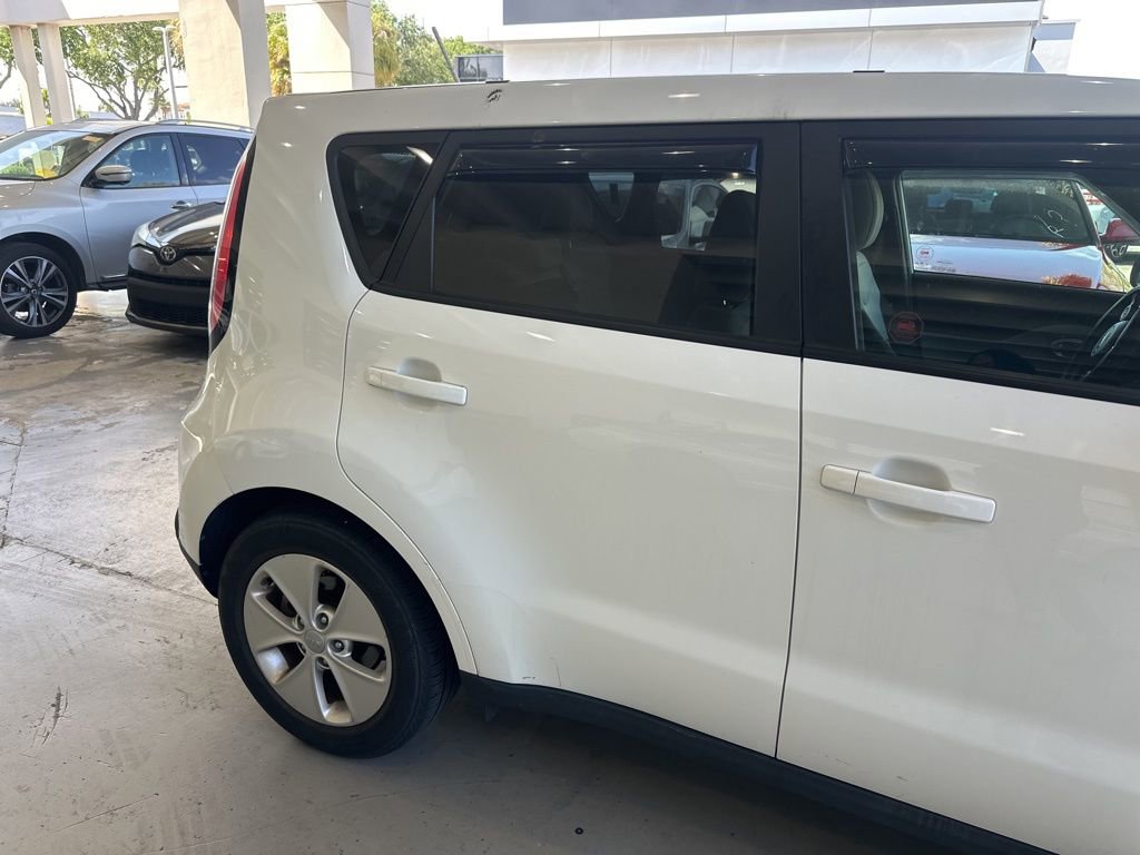Used 2016 Kia Soul image 9