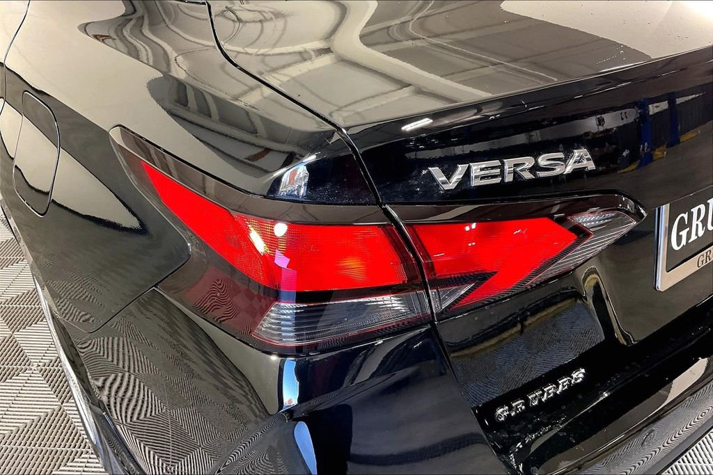 New 2025 Nissan Versa S w/ Trunk Package FWD image 35