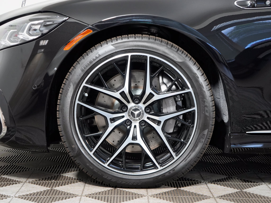 New 2027 Mercedes-Benz S 580 4MATIC Sedan image 9