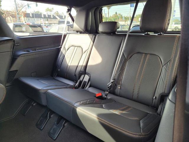 New 2024 Ford Expedition Max Platinum image 9