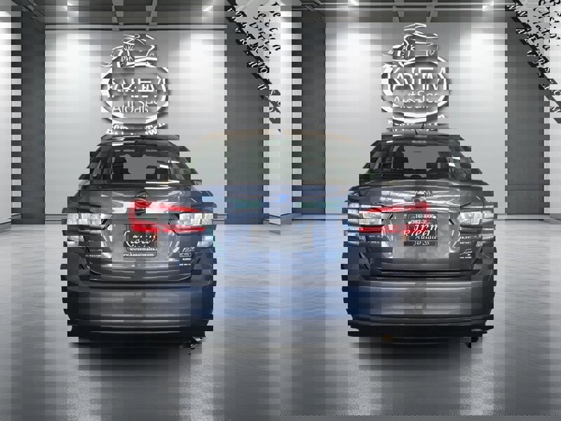 Used 2017 Subaru Impreza 2.0i Premium image 6