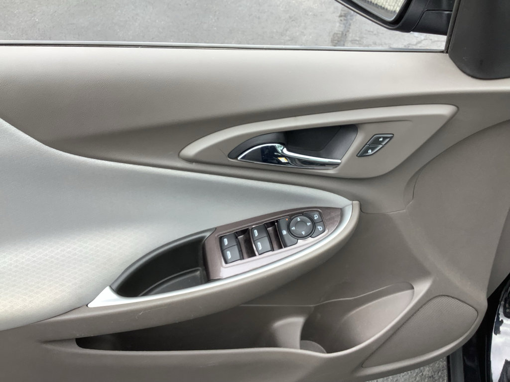 Used 2020 Chevrolet Malibu LS image 11