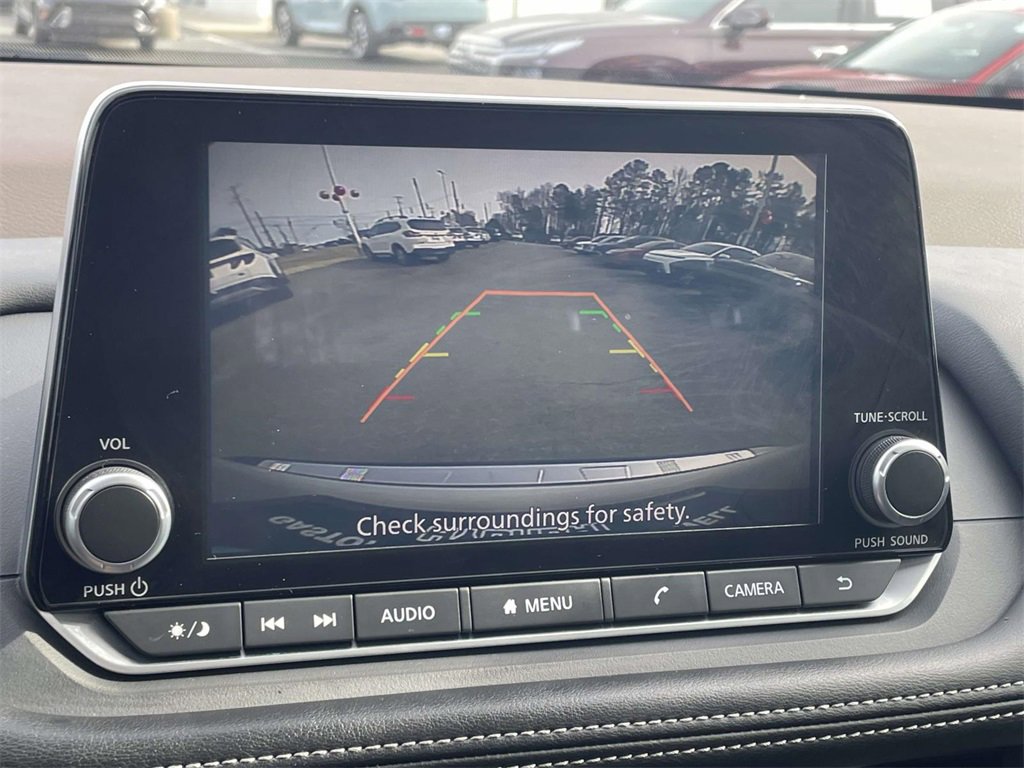 Used 2023 Nissan Rogue SV w/ SV Premium B Package image 26