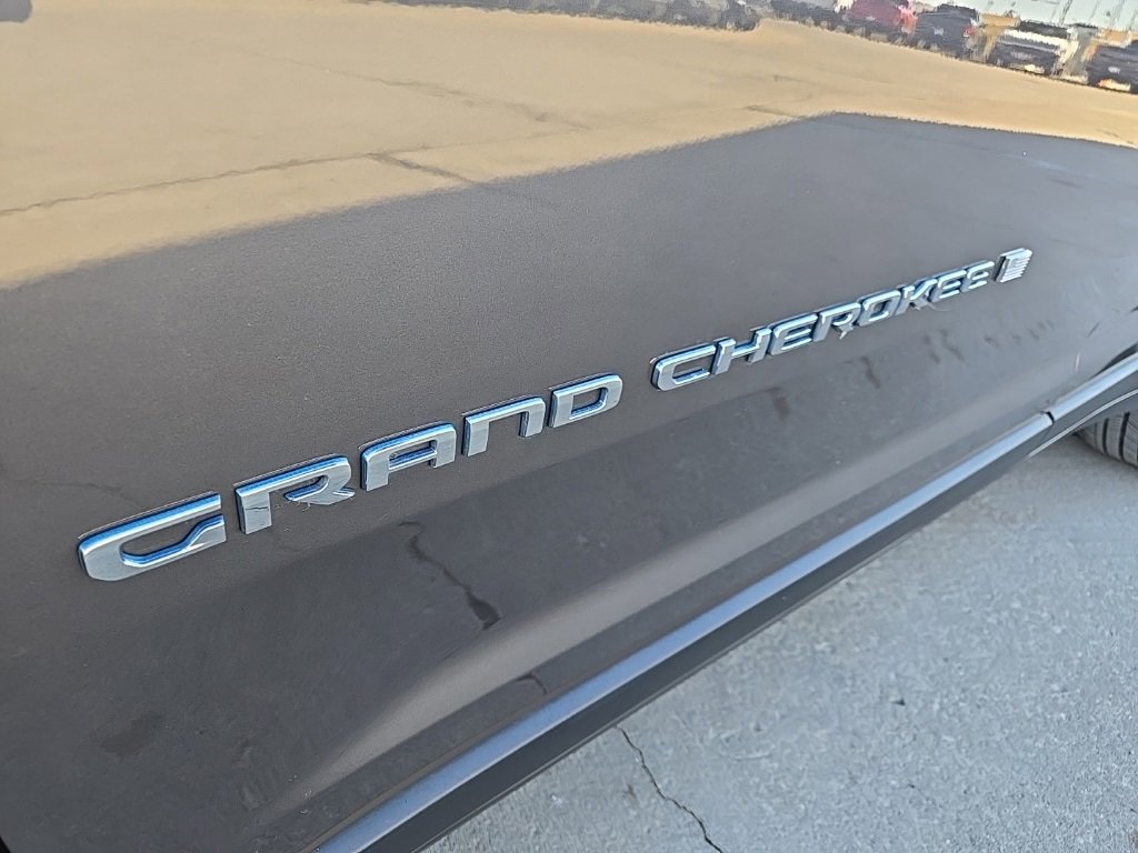 Used 2022 Jeep Grand Cherokee Limited 4xe w/ Luxury Tech Group II image 20