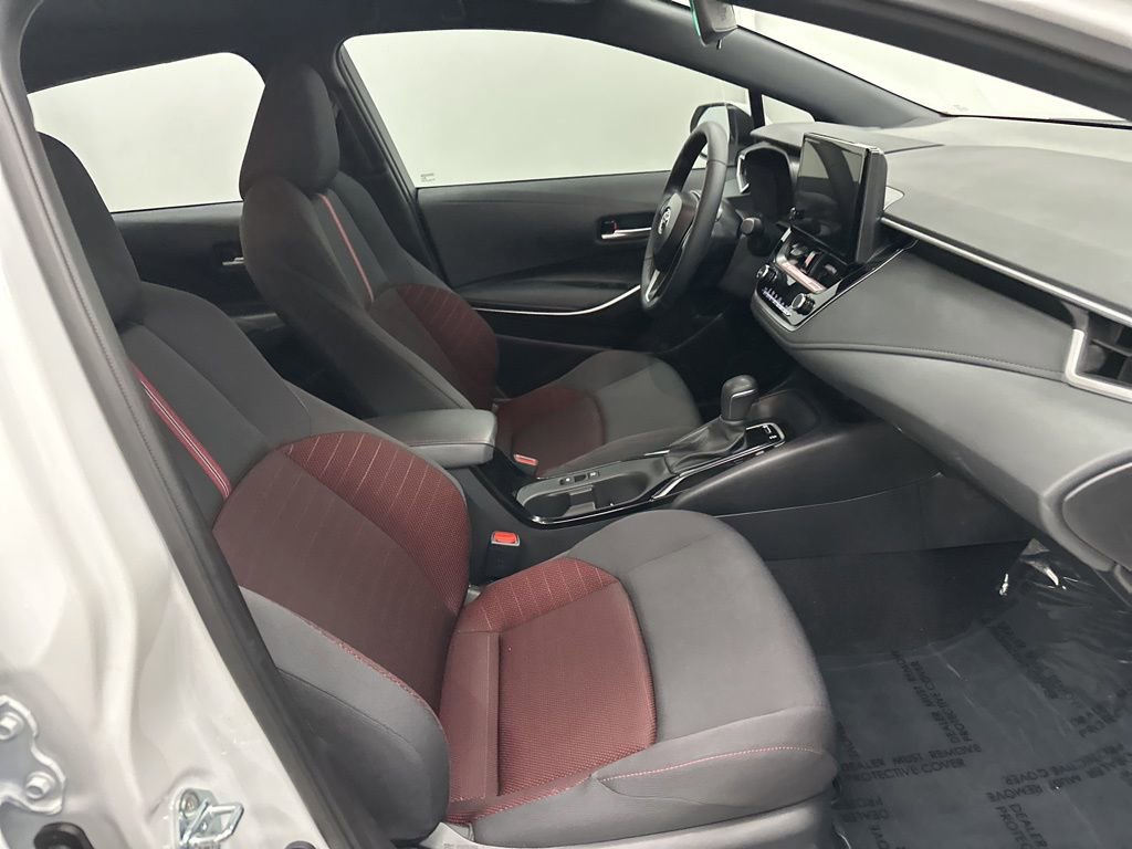 Used 2025 Toyota Corolla SE image 26