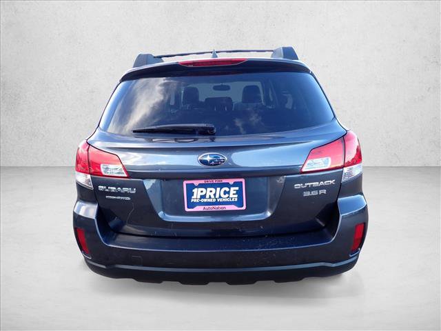 Used 2011 Subaru Outback 3.6R Limited w/ PWR Moonroof Pkg AWD/4WD video 3