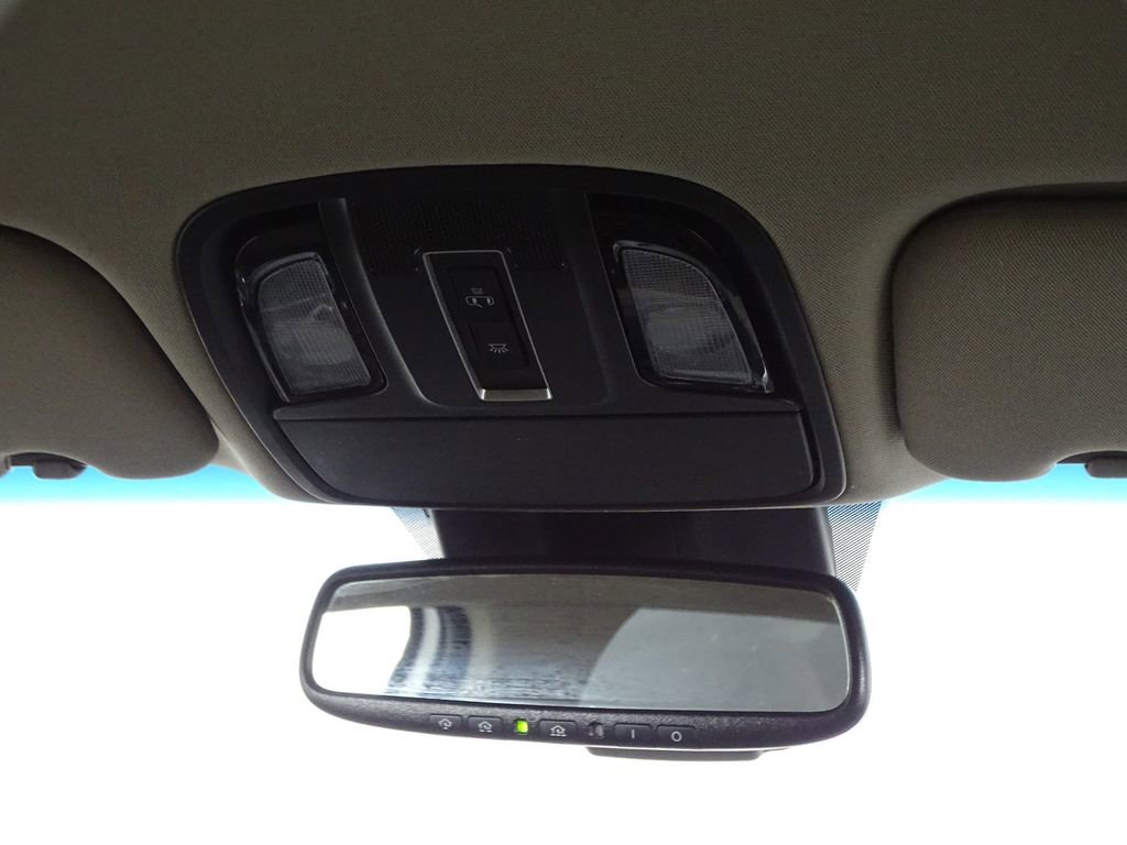 Used 2019 Kia Sorento EX image 29