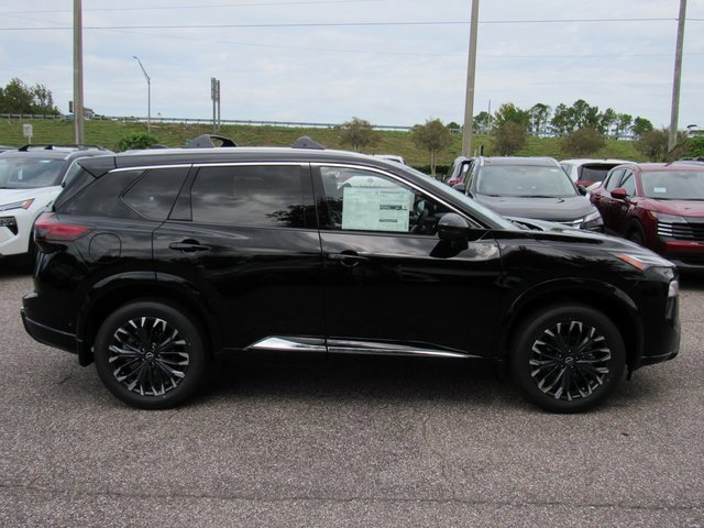 New 2026 Nissan Rogue Platinum image 2