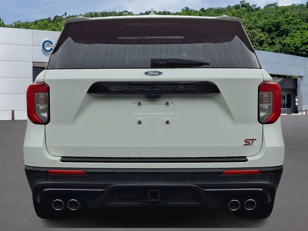Certified 2022 Ford Explorer ST w/ Equipment Group 401A image 4