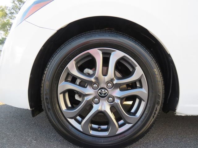 Used 2019 Toyota Yaris LE FWD image 6