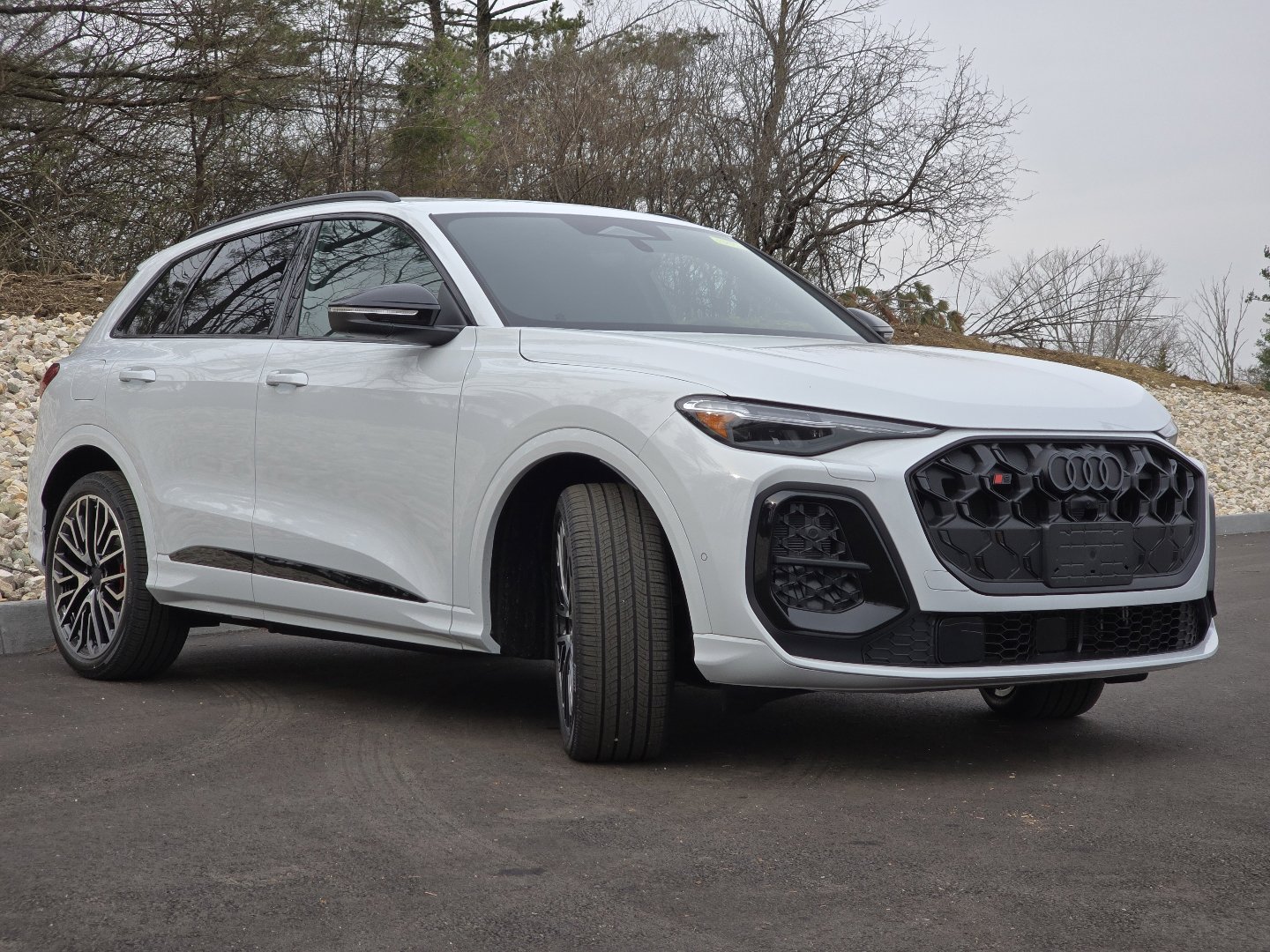 New 2026 Audi SQ5 Premium Plus image 29