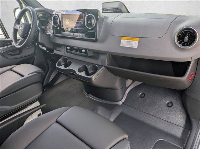 New 2026 Mercedes-Benz Sprinter 2500 image 13