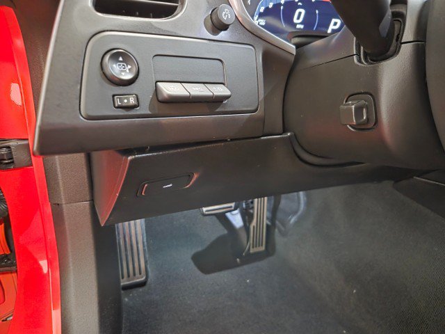 Used 2019 Chevrolet Corvette Z06 RWD image 45