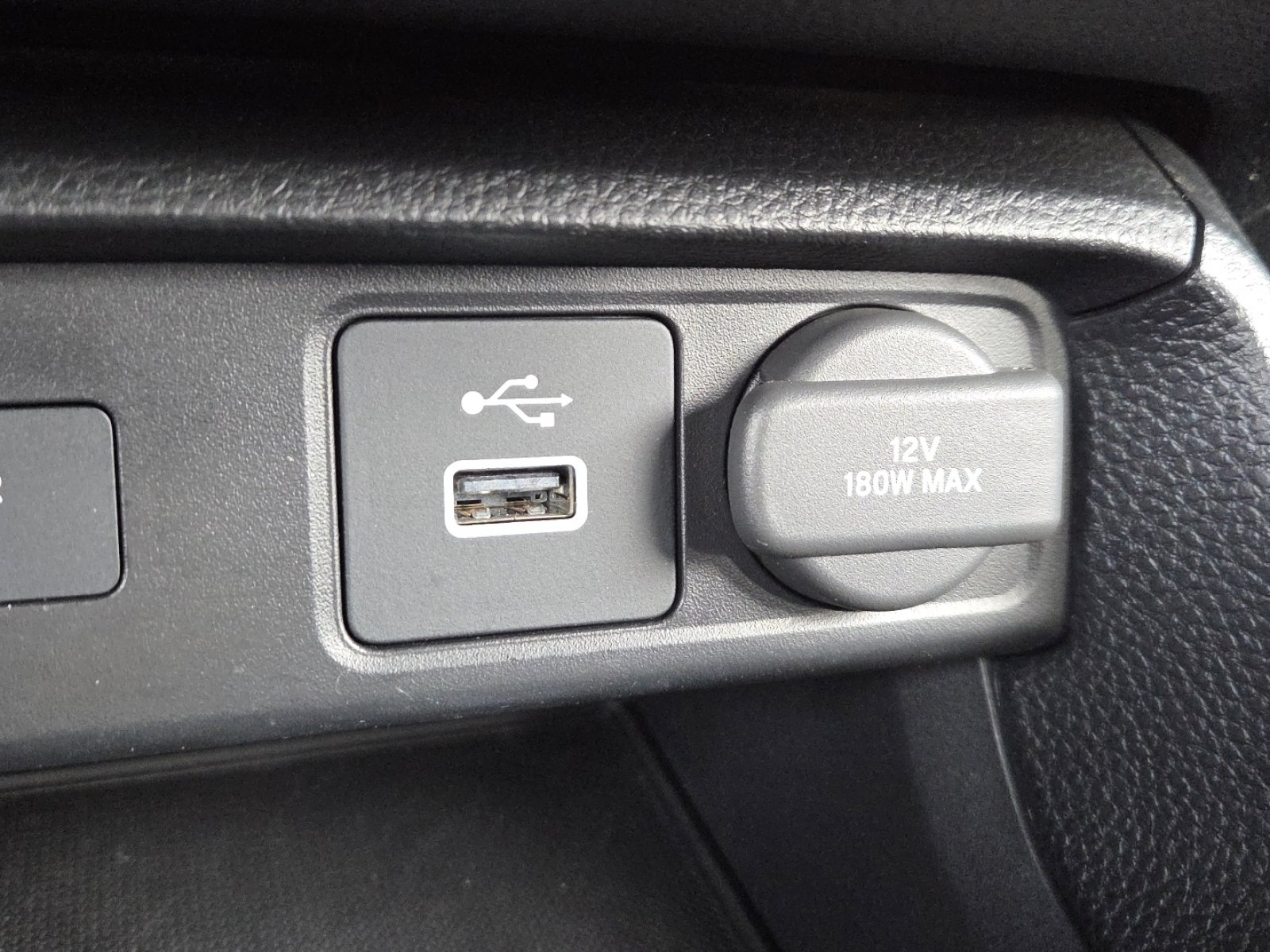 Used 2023 Honda Civic Sport image 28