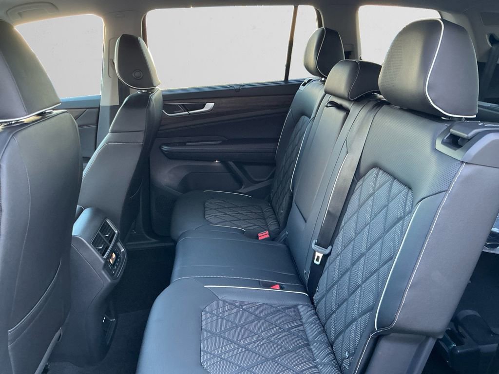 New 2026 Volkswagen Atlas SEL Premium R-Line image 12