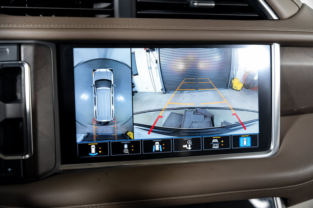 Used 2021 GMC Yukon Denali w/ Denali Premium Package RWD image 35