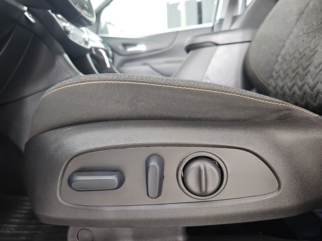 Certified 2024 Chevrolet Equinox LT AWD/4WD image 35