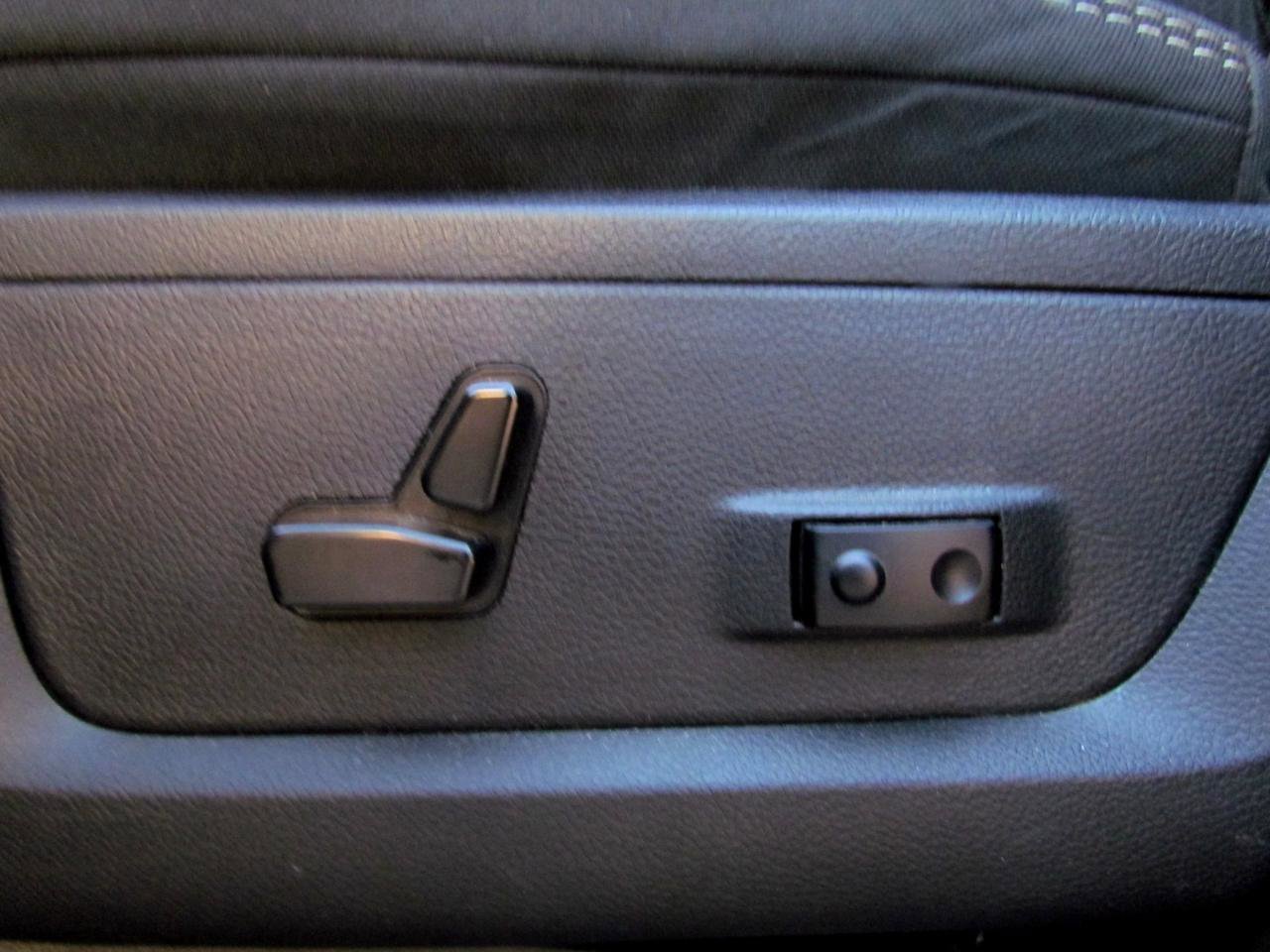 Used 2024 RAM 3500 Big Horn w/ Night Edition image 22