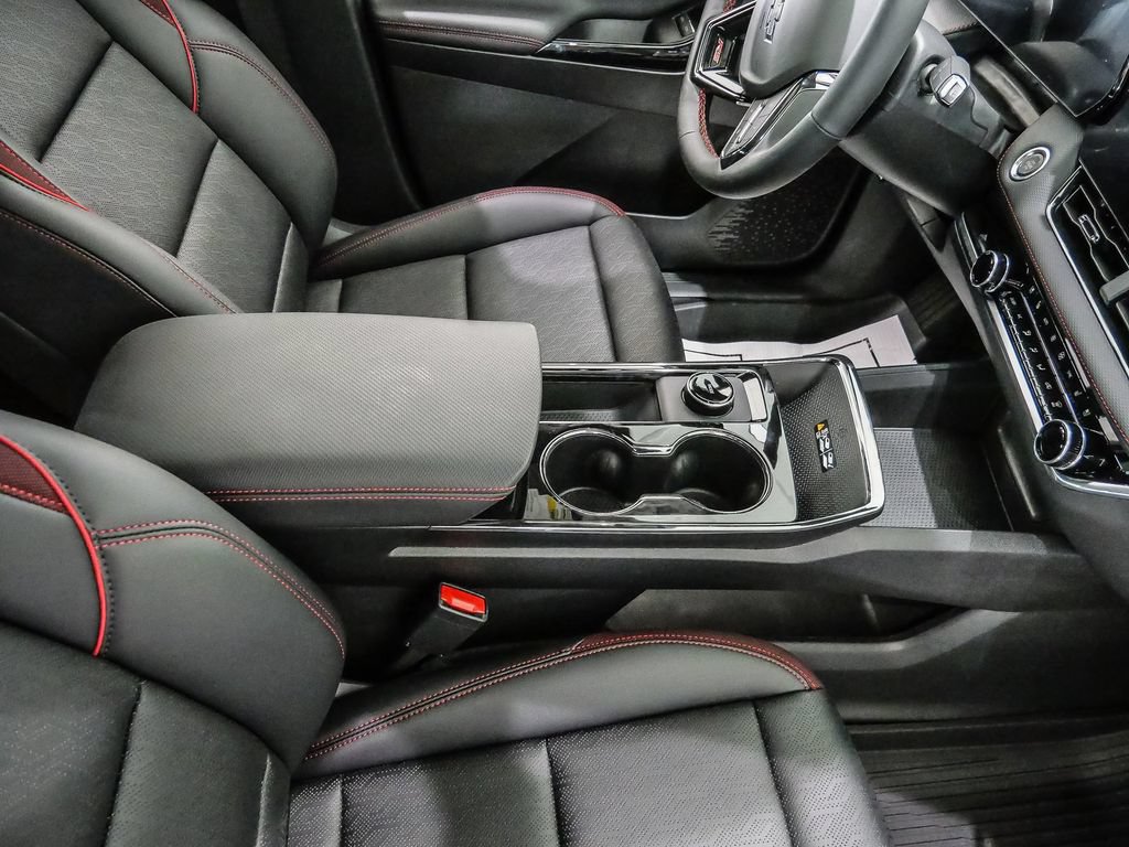 New 2027 Chevrolet Equinox RS w/ Safety and Technology Package FWD image 17