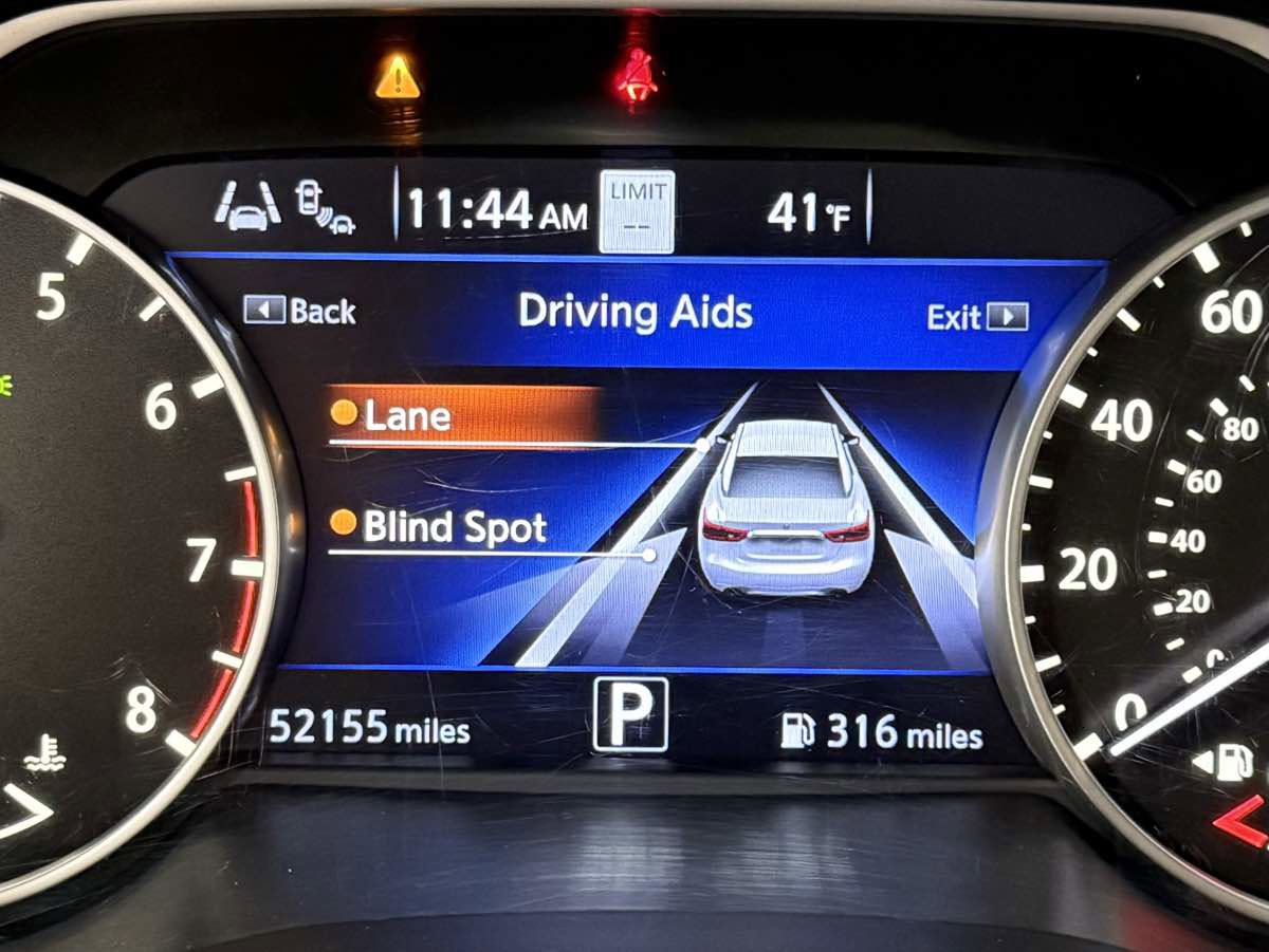 Used 2023 Nissan Maxima SL image 19