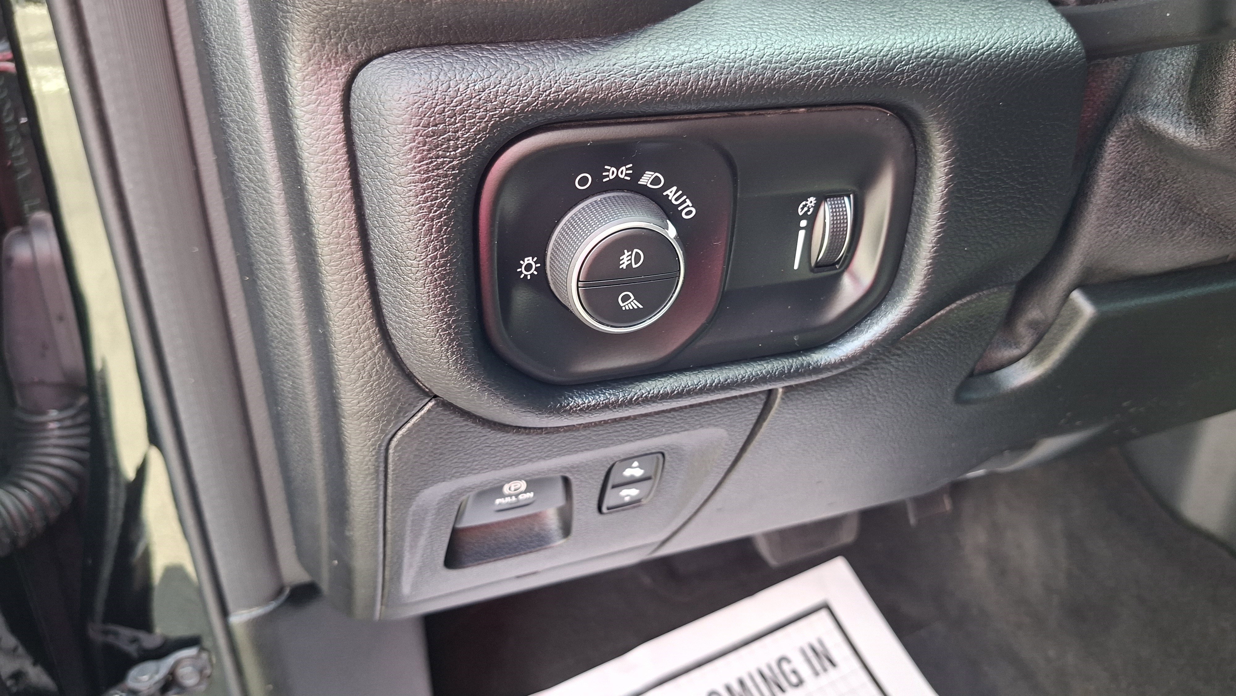 Used 2021 RAM 1500 Big Horn image 10