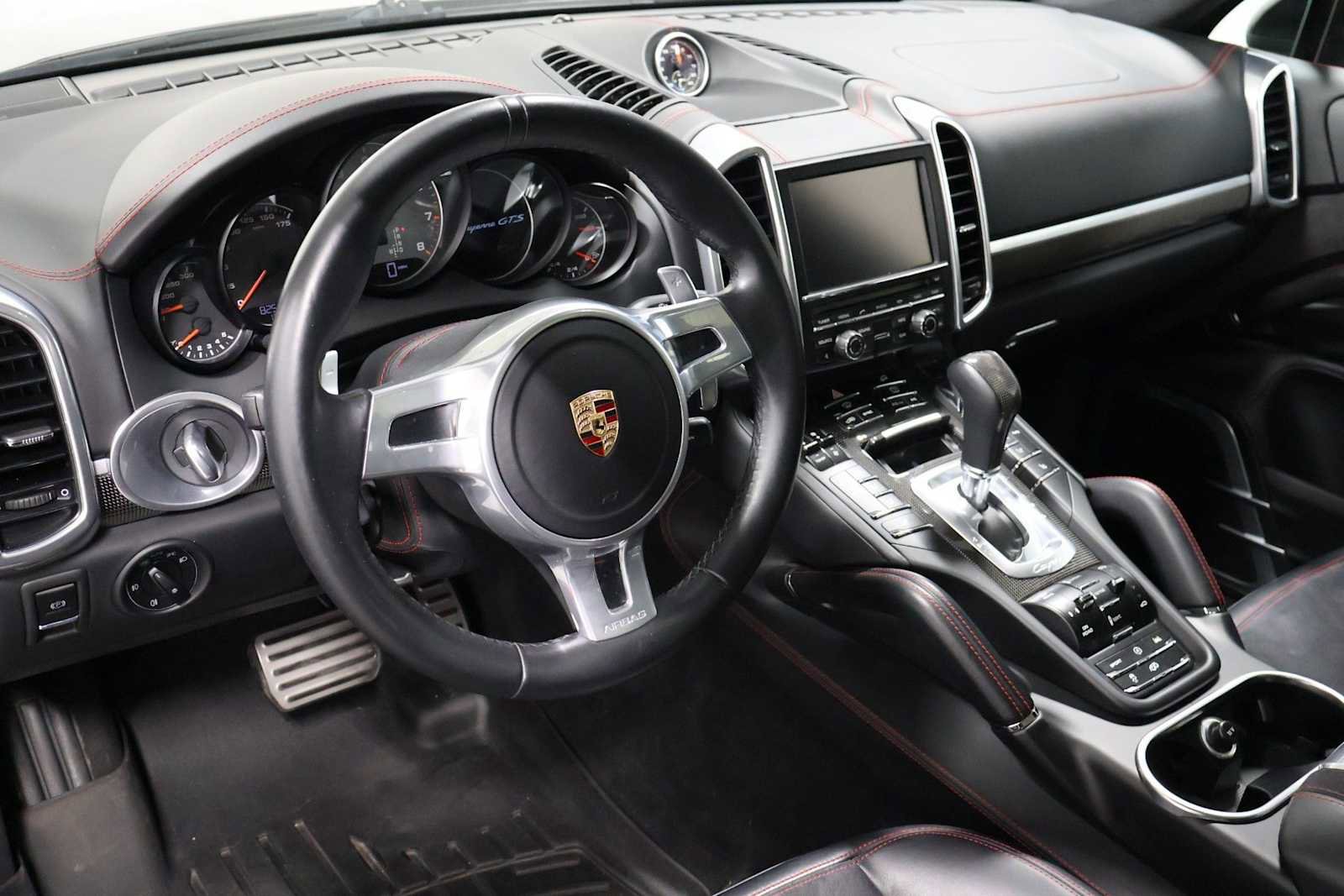 Used 2014 Porsche Cayenne GTS AWD/4WD image 4