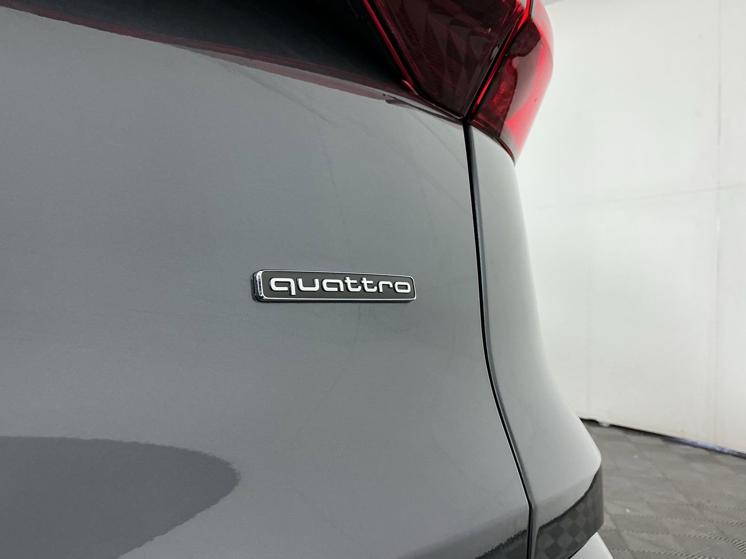 Used 2025 Audi Q5 Premium Plus w/ Premium Plus image 8