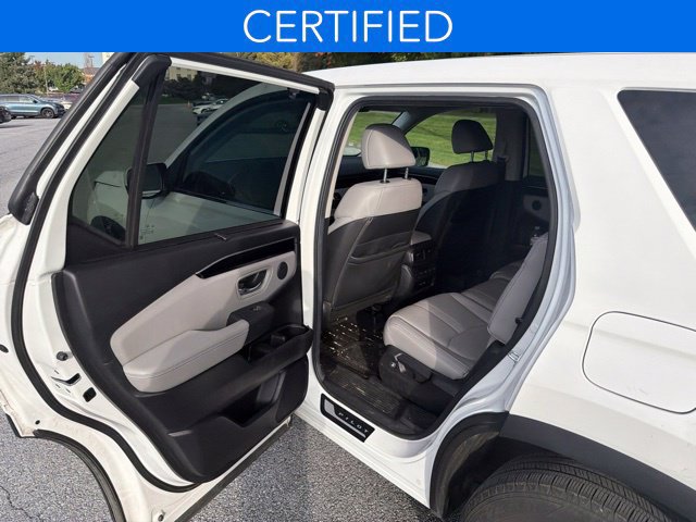 Used 2025 Honda Pilot EX-L image 7