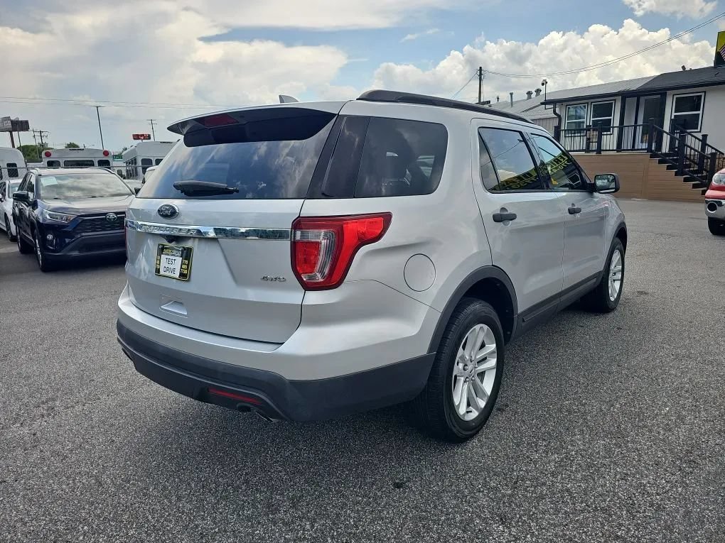 Used 2017 Ford Explorer 4WD image 8