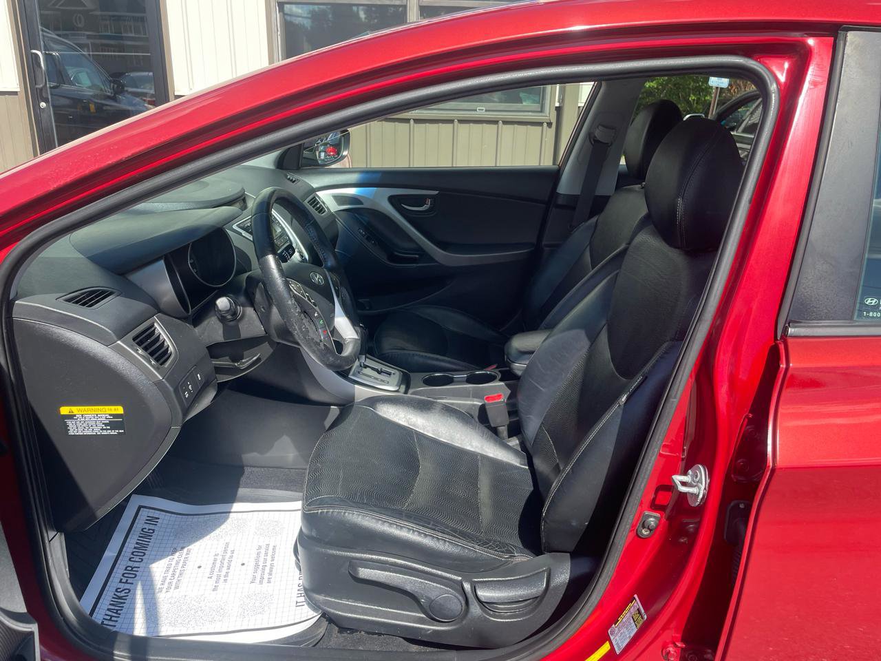 Used 2012 Hyundai Elantra Limited FWD image 11