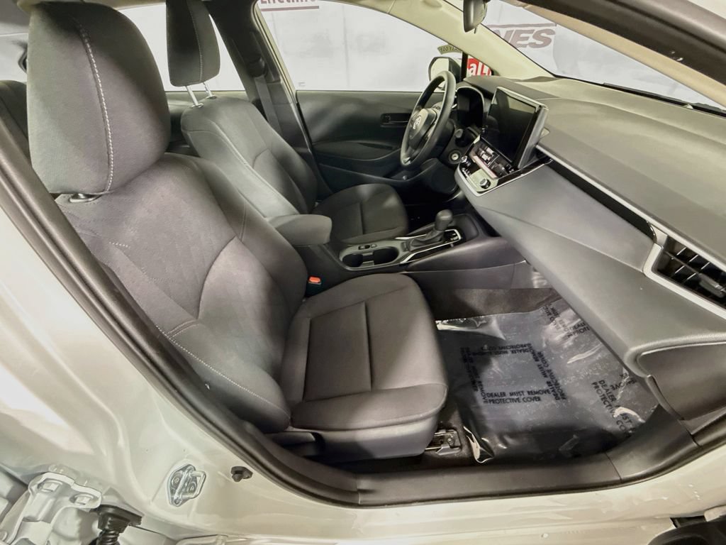 Certified 2026 Toyota Corolla LE FWD image 29