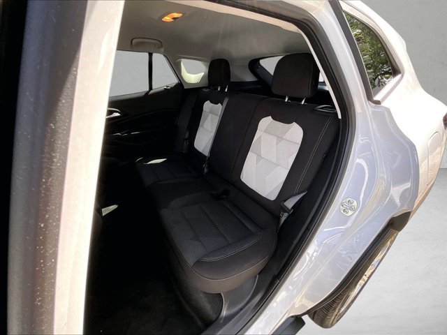 Used 2024 Chevrolet Trax LS w/ Driver Confidence Package FWD image 28
