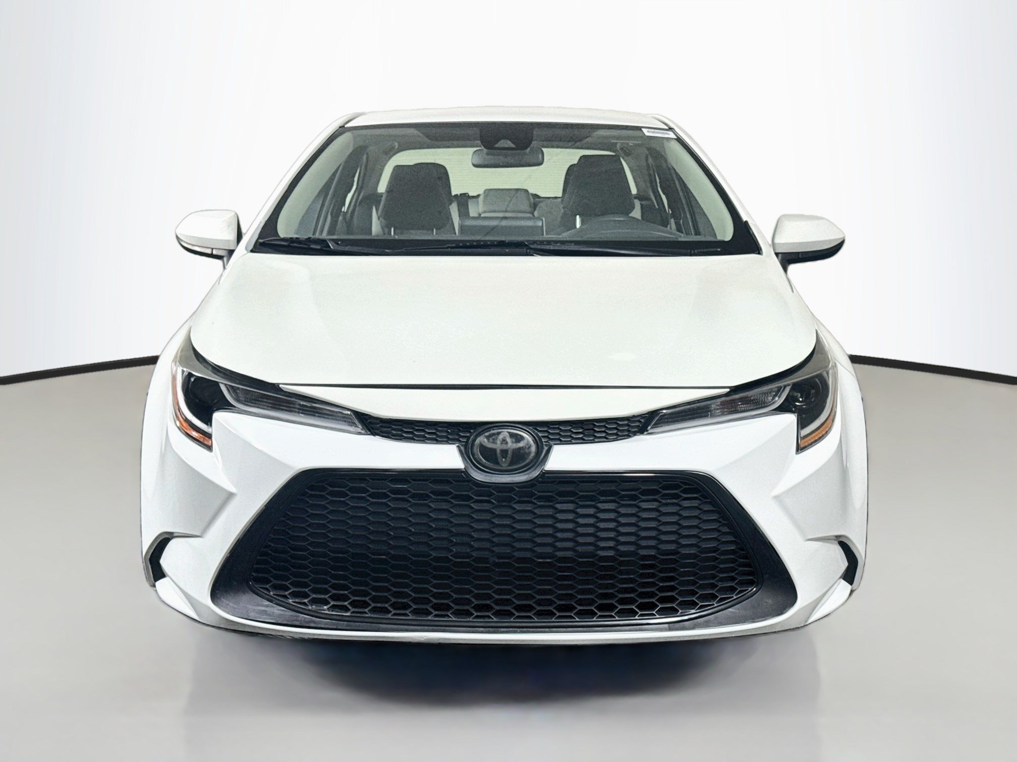 Used 2021 Toyota Corolla LE w/ LE Convenience Package FWD image 2
