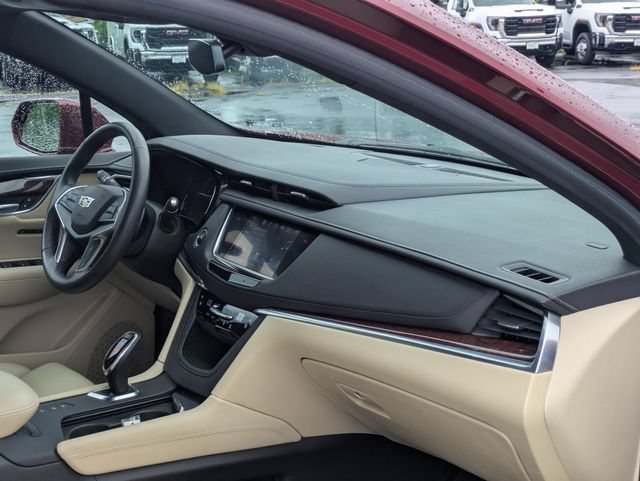 Used 2017 Cadillac XT5 Premium Luxury AWD/4WD image 37