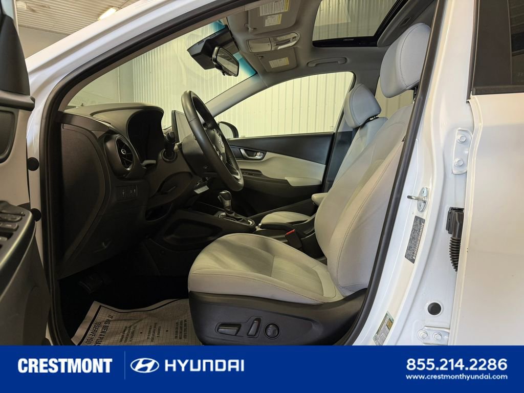 Used 2023 Hyundai Kona SEL w/ Convenience Package image 2