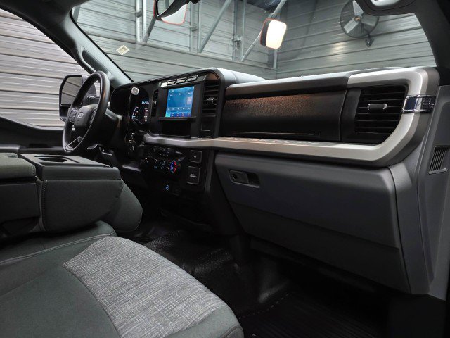 Used 2023 Ford F350 XLT w/ 360-Degree Camera Package AWD/4WD image 17