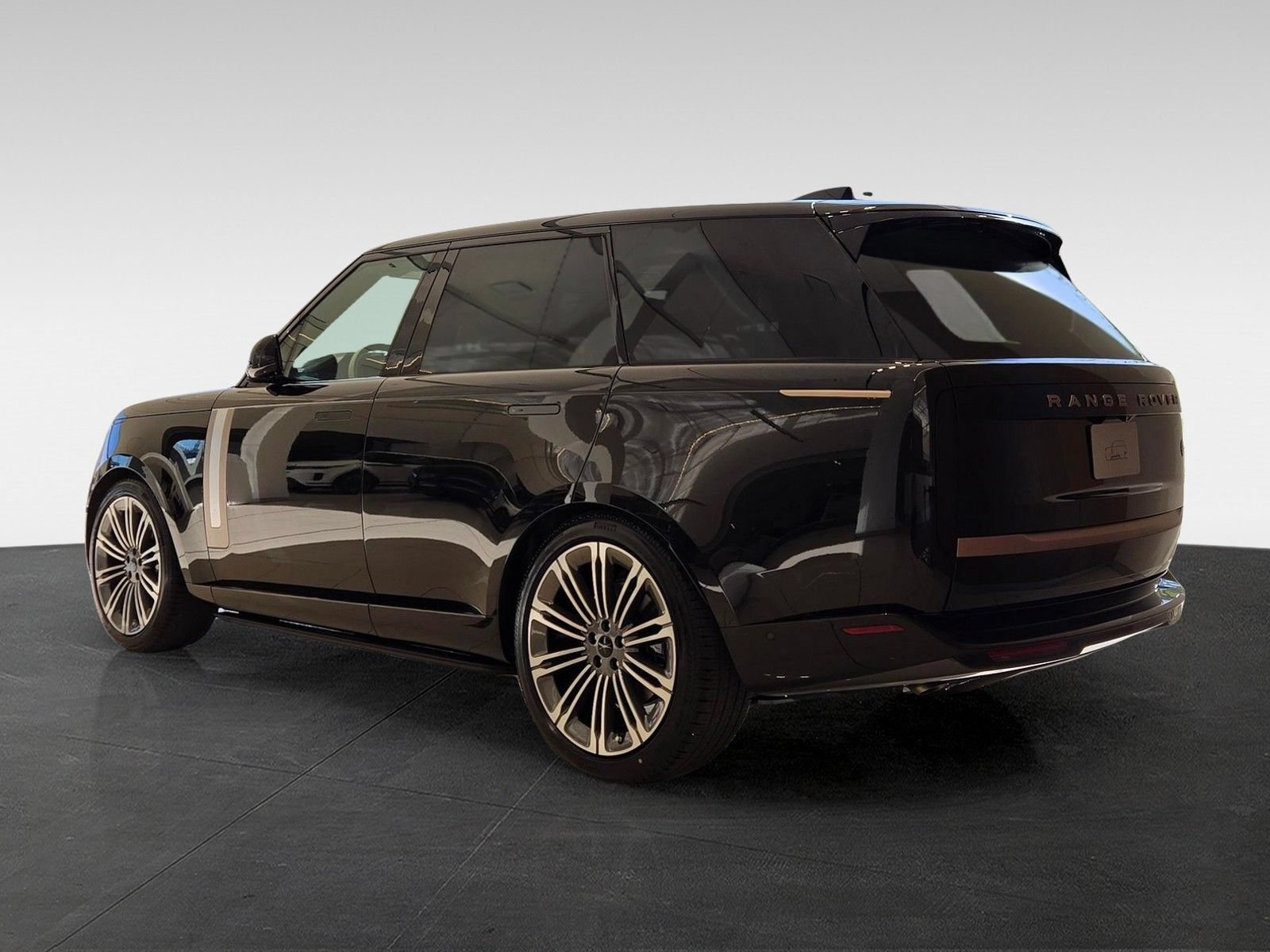 New 2026 Land Rover Range Rover SV AWD/4WD image 4