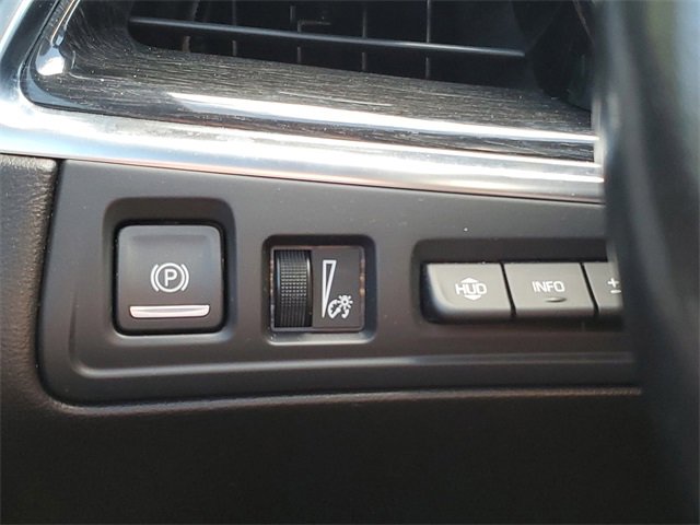 Certified 2022 Cadillac XT5 Premium Luxury w/ Technology Package image 25