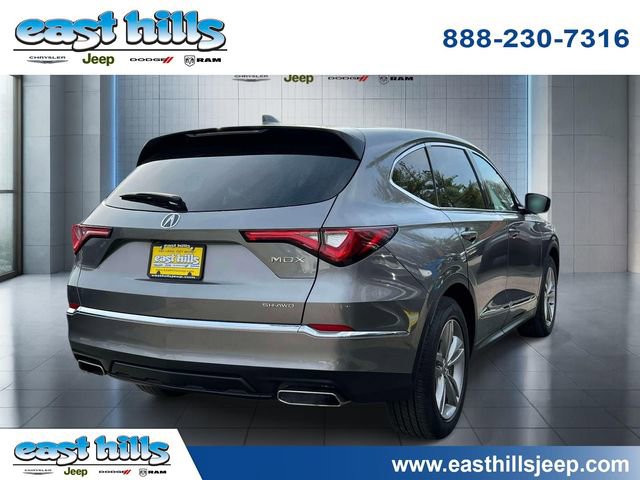 Used 2023 Acura MDX SH-AWD image 3