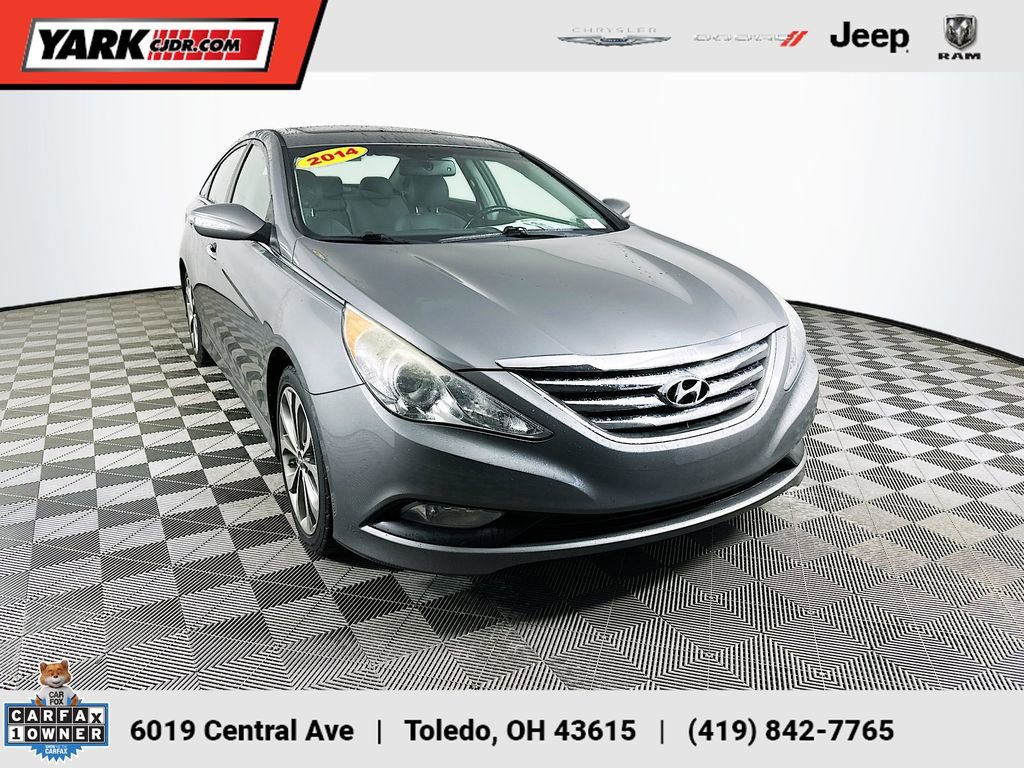 Used 2014 Hyundai Sonata SE w/ Premium Package 03