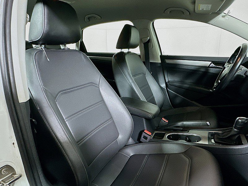 Used 2020 Volkswagen Passat 2.0T SE image 27